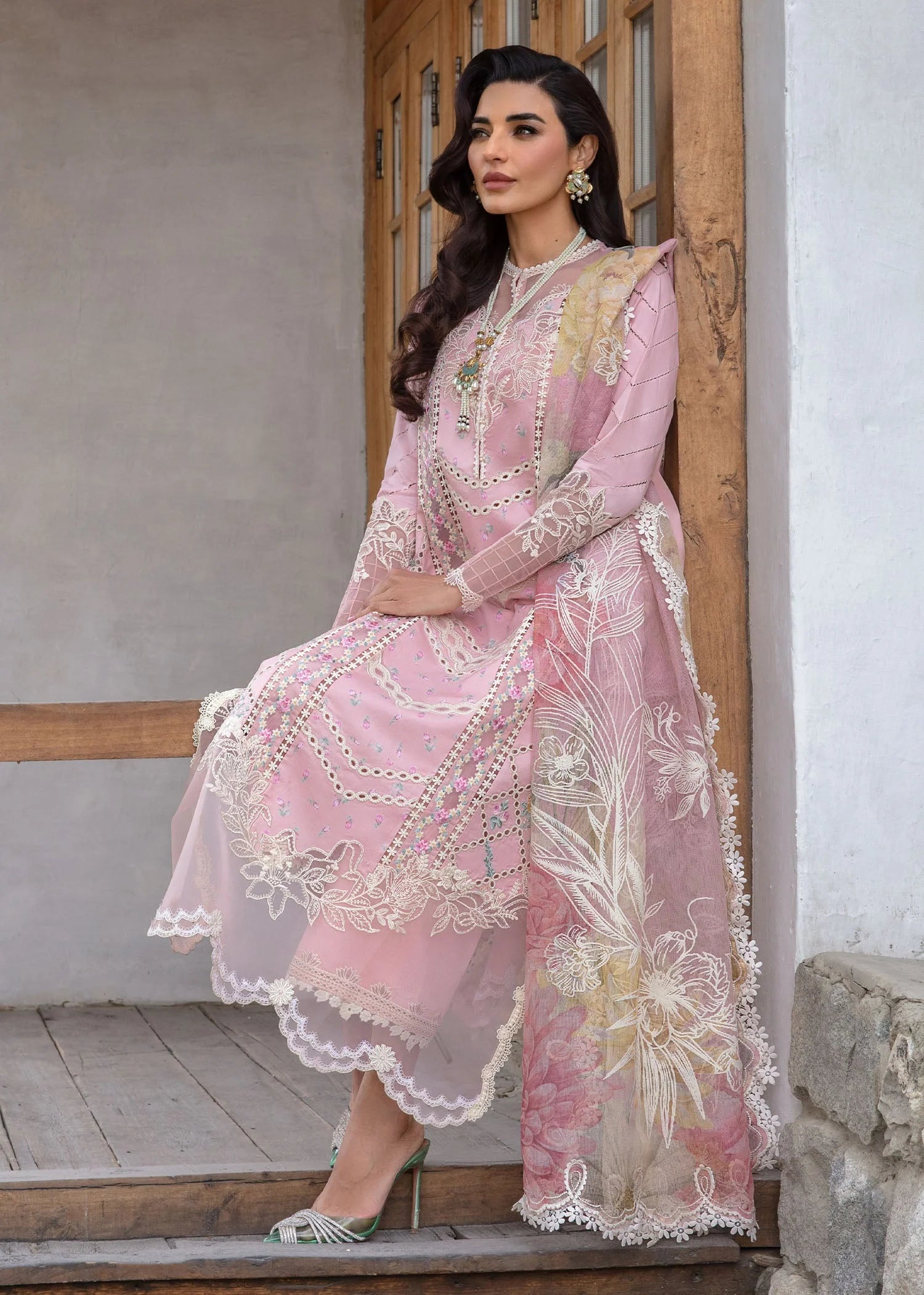 Crimson Luxury Chikankari 3PC Lawn EY-116