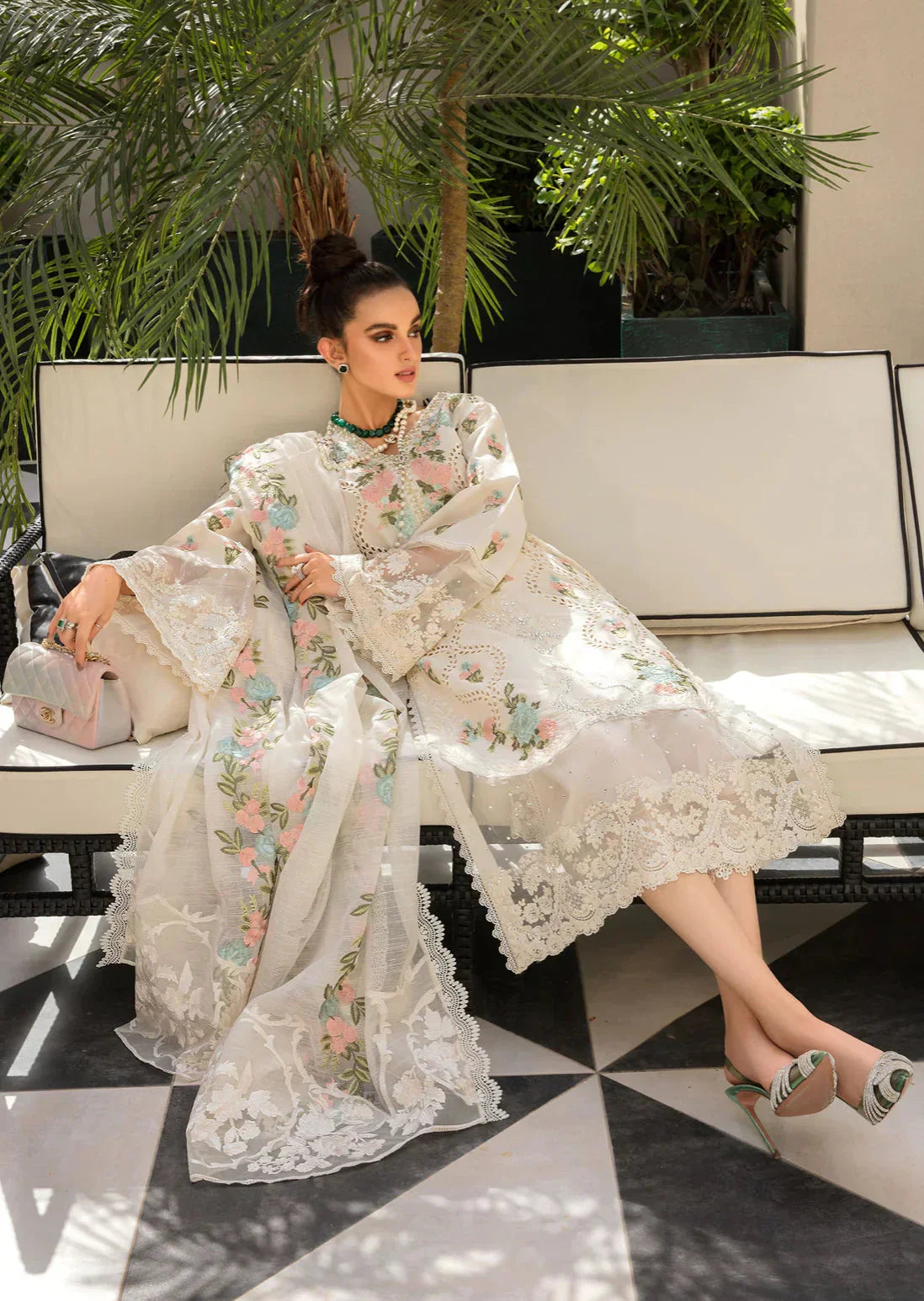 Crimson - 3PC (Unstitched) Full Heavy Embroidered Chikenkari Lawn EY-131