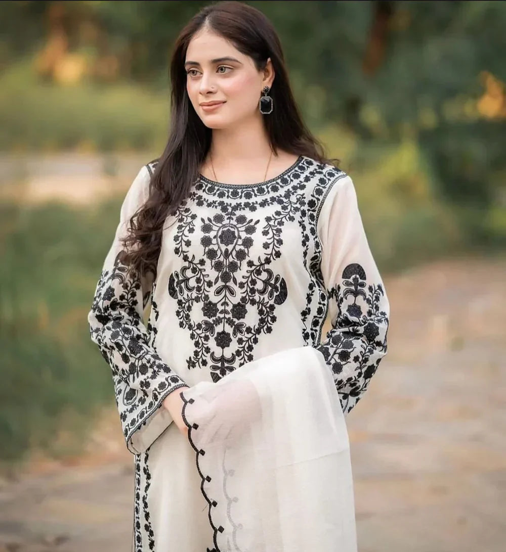 Royal Majesty Embroidered 3PC Dress EFY 167