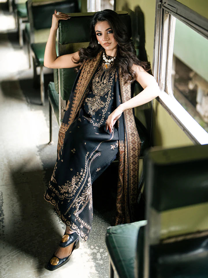 3PC LAWN EMBROIDERED SUIT EY-104