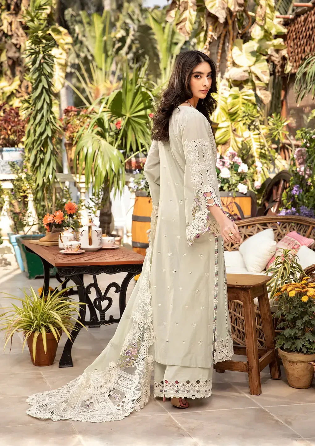 Embroidered Lawn Unstitched 3PC Dress | EY-142