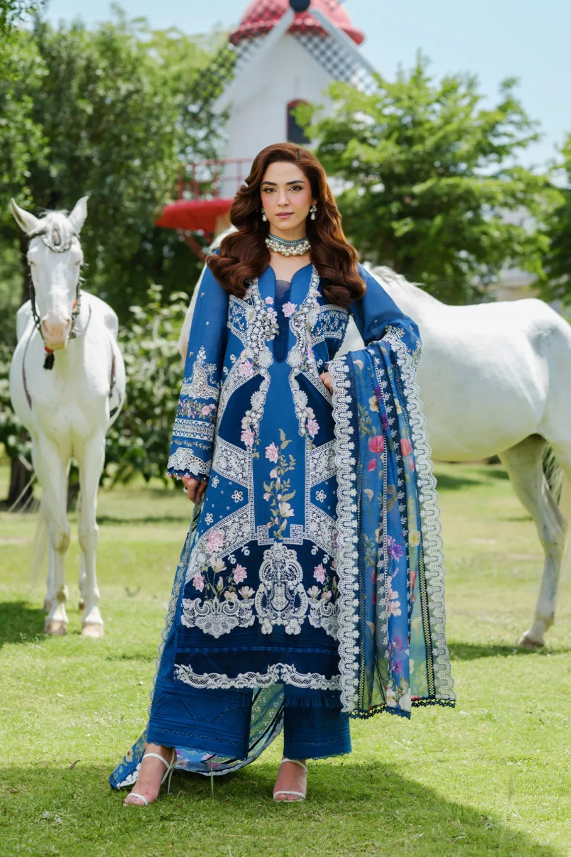 Elaf Embroidered Lawn 3 Piece Unstitched Suit EY-126
