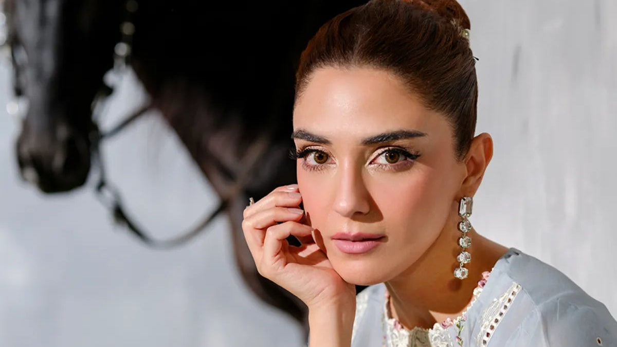 ELAF UNSTITCHED 3PC  COLLECTION LAWN EY-119