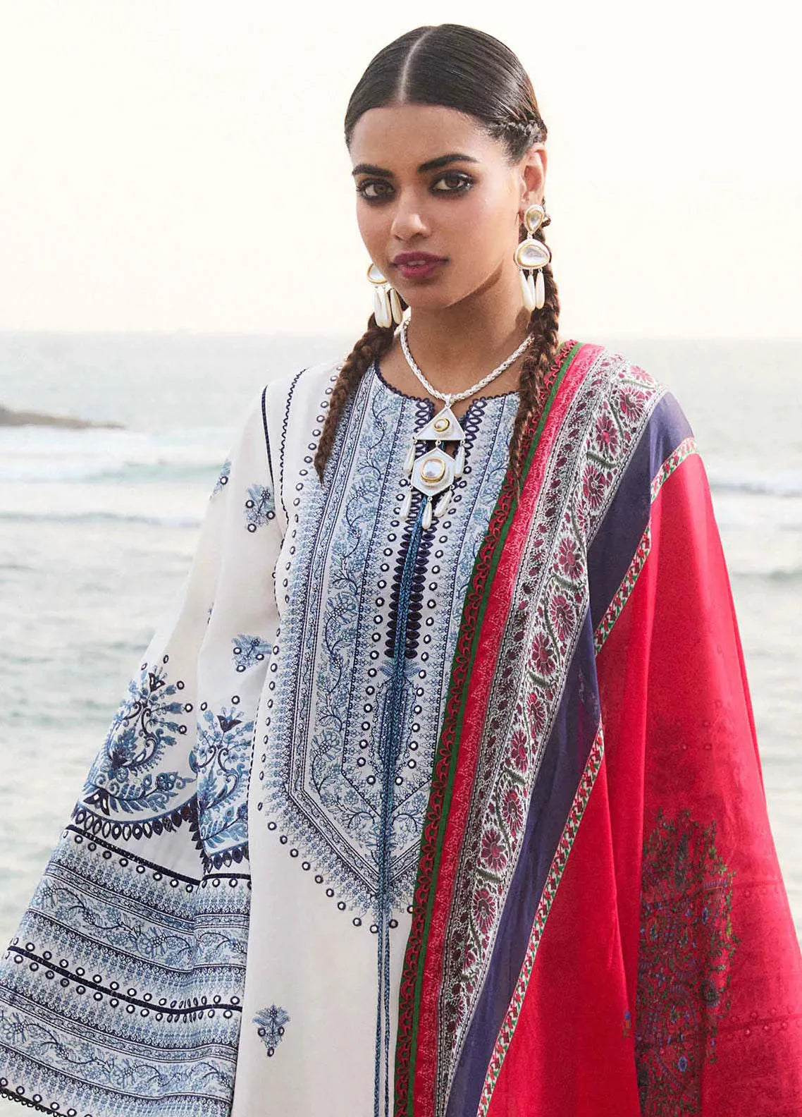 Embroidered Lawn Suit Unstitched 3 Piece EY-145